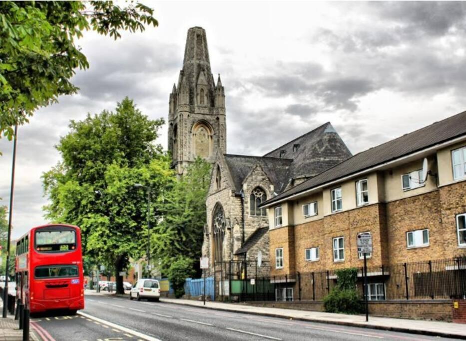 Great Location Service And Stay Double Ensuite Room With Shared Kitchen- 5Mins Walk From Tufnell Park Лондон Екстериор снимка
