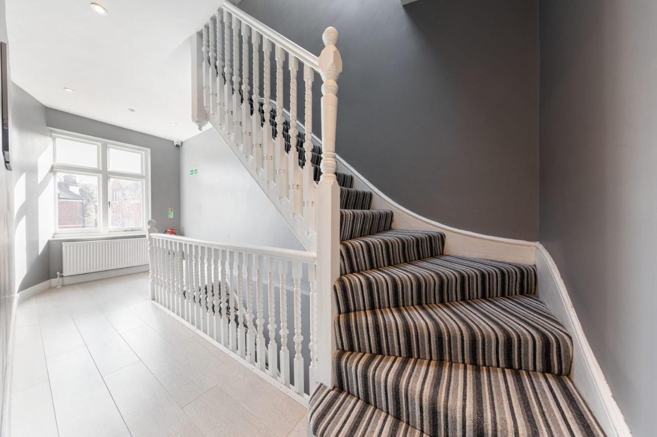 Great Location Service And Stay Double Ensuite Room With Shared Kitchen- 5Mins Walk From Tufnell Park Лондон Екстериор снимка
